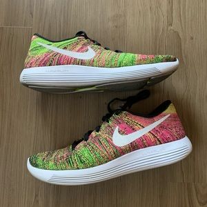 Nike Lunarepic Flyknit Low Running Shoes